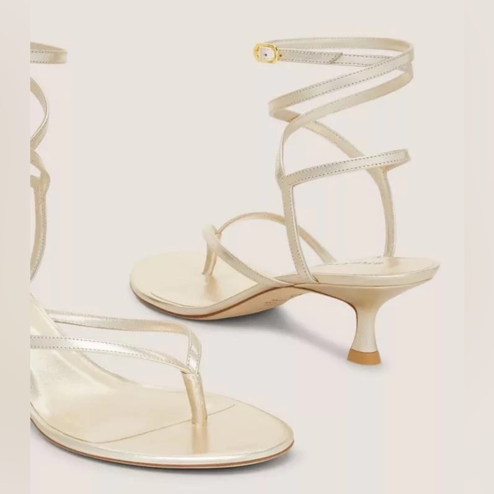 Stuart Weitzman Cabo II Sandal in light gold - Picture 4 of 8